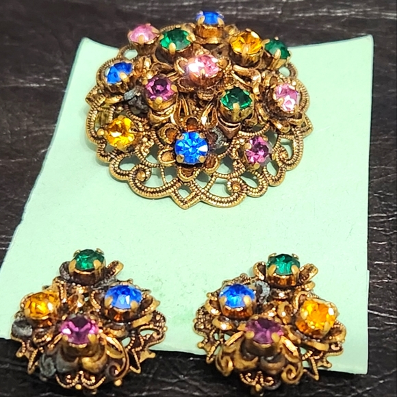 West Germany gold tone filigree multi color gorgeous brooch w matching earrings! - Picture 1 of 16